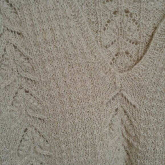 Baby alpaca hand knit vest - Picture 3 of 7